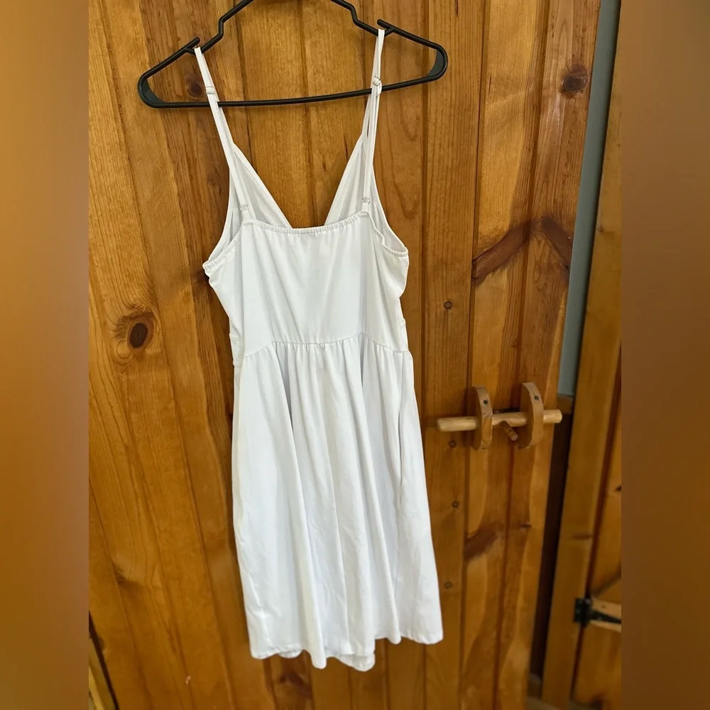 Amazon White Sundress - Picture 2 of 3